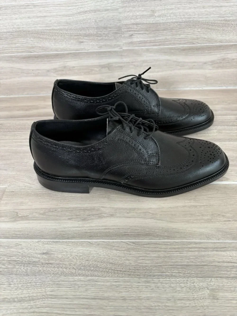 Endicott Johnson Black Leather Wingtip Brogue Vintage Dress Shoes